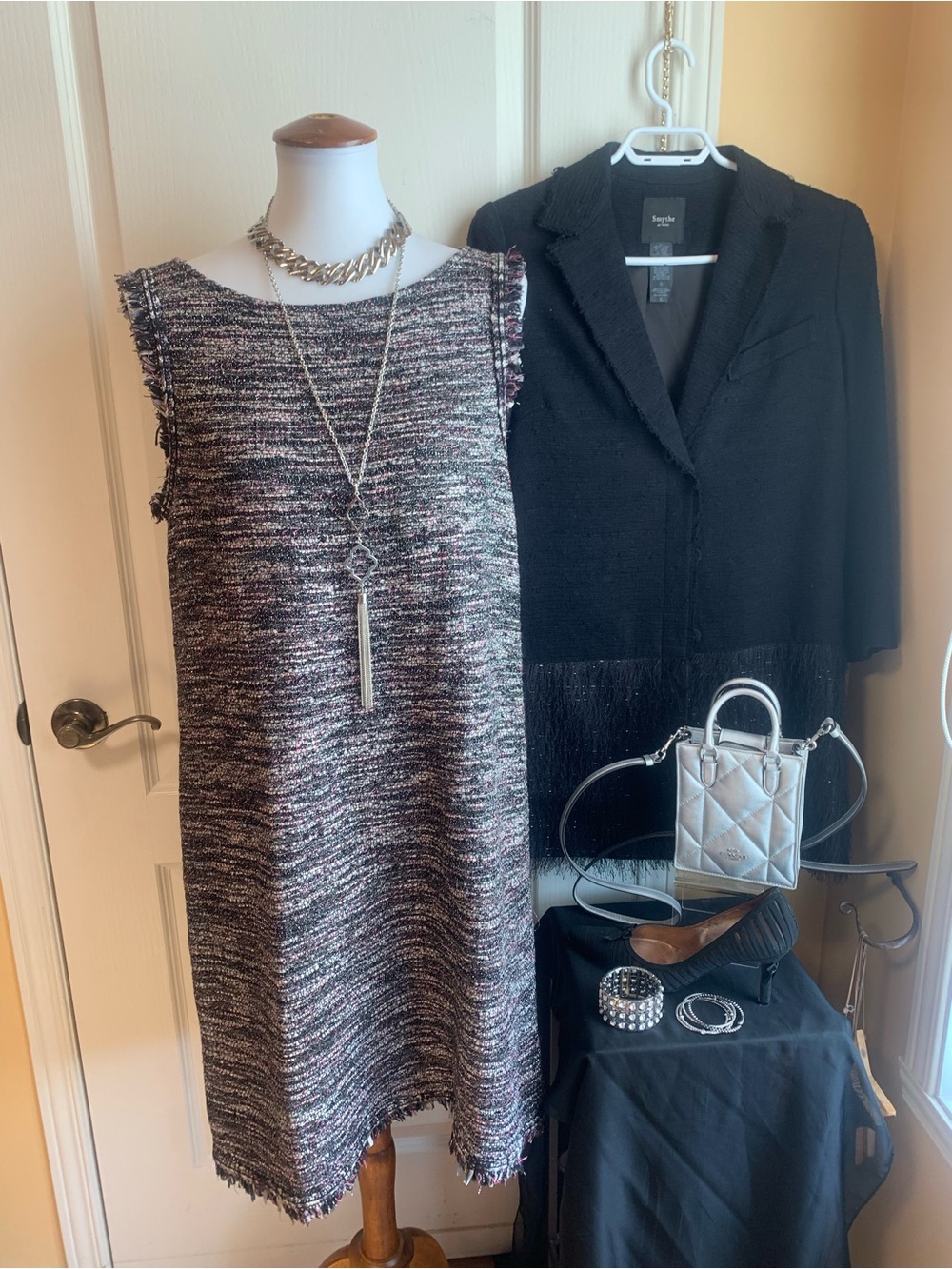 St. John elegant Midi Shift Dress tweed style